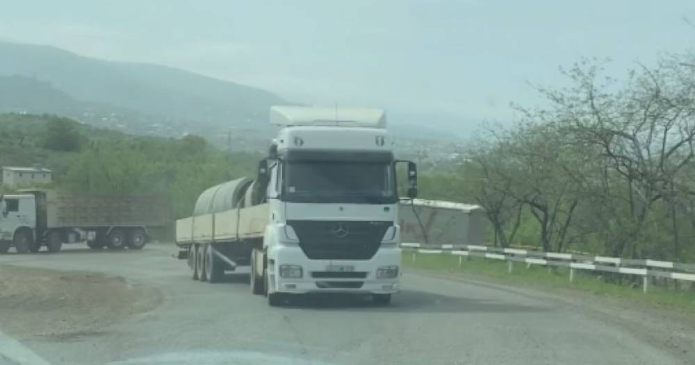 Եթե դու չես հասկացել, թե ինչու են Սյունիքում նիկոլին հայհոյում, արի Արցախ ու  դեպի Շուշի գնացող թշնամու շարասյանը կհանդիպես ու քո համար սյունեցիների հայհոյանքները թեթև բան կլինեն