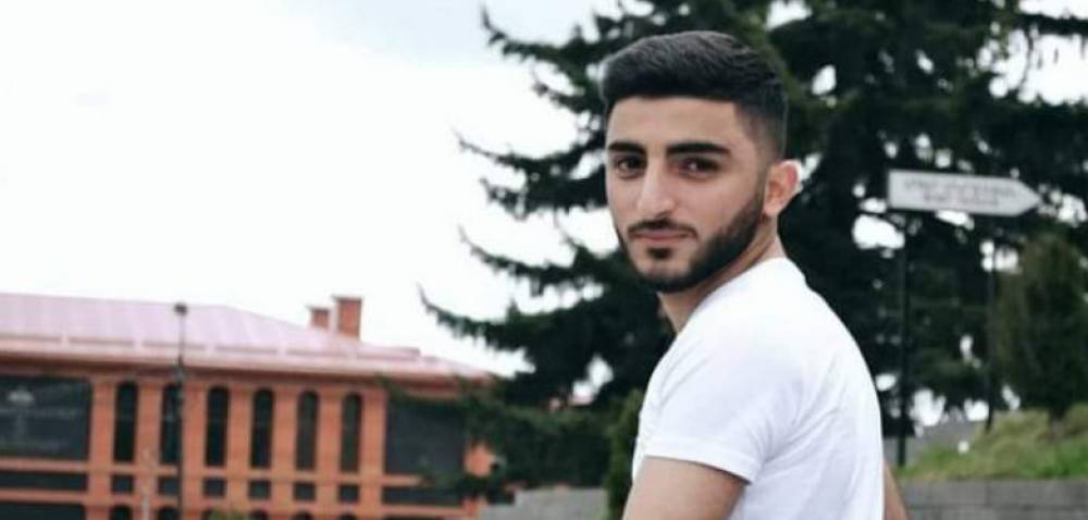 «Պա՛պ ջան, մորս ու քրոջս լավ կնայես. այդ պահին չհասկացա իր խոսքերի իմաստը». Հենրիկ Ասատրյանն անմահացել է Արցախում, Գյումրի «վերադարձել» պատերազմից ութ ամիս անց