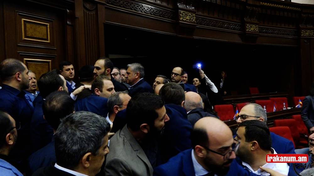 Նոր մանրամասներ՝ երեկվա ծեծկռտուքից․ ինչ է գրել իշխանական տելեգրամ ալիքը