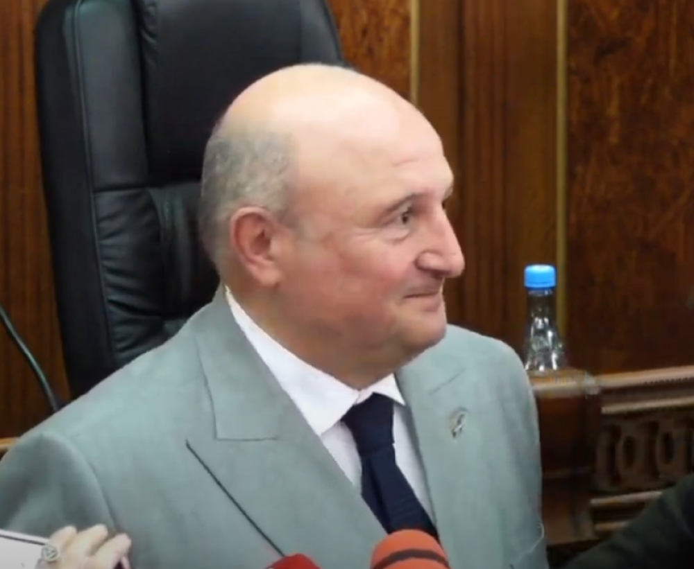 Հավանաբար ես կլինեմ զրահապատ մեքենայով. Վարդան Ղուկասյանը ծառայողական ավտոմեքենայից կհրաժարվի