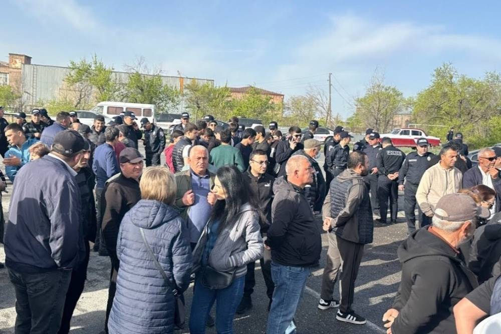 Հիմա․ Շտապ Բողոքի ակցիա․ Իրավիճակը լարված է Աշտարակի ճանապարհին