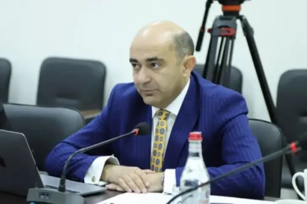 Սահմանադրության մեջ Անկախության հռչակագրի հղումից հրաժարվելով կազմաքանդելու են պետականության հիմքերը