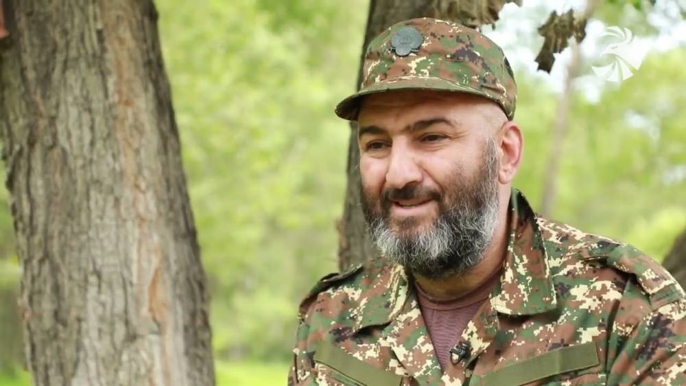 ՏԵՍԱՆՅՈՒԹ․ «Տղես 1 ամիս 3 օրվա ծառայող էր՝ զոհվեց, հիմա եկել եմ իր տեղը պարտքը տալու»