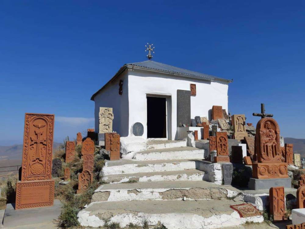«Սուրբ Հովհաննես» կոչվող մատուռի մոտակայքում քաղաքացին ընկել և վնասել է ոտքը