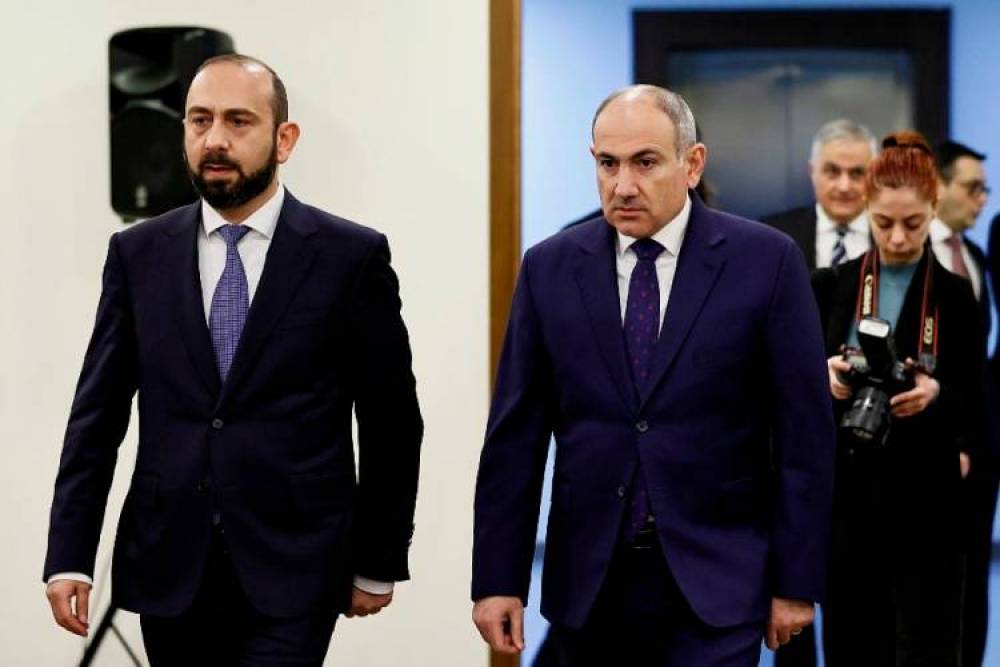 Դեսպաններին հավաքում են Սյունիքում. «Հրապարակ»