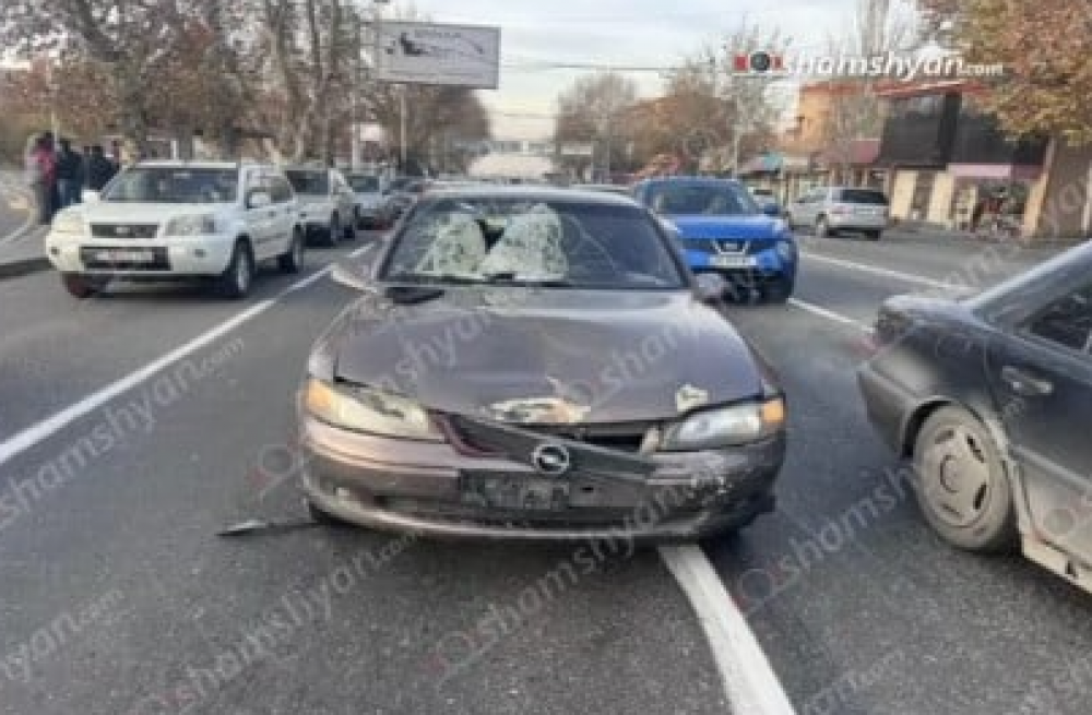 Opel-ը վրաերթի է ենթարկել չթույլատրելի հատվածով փողոցն անցնող հետիոտնի