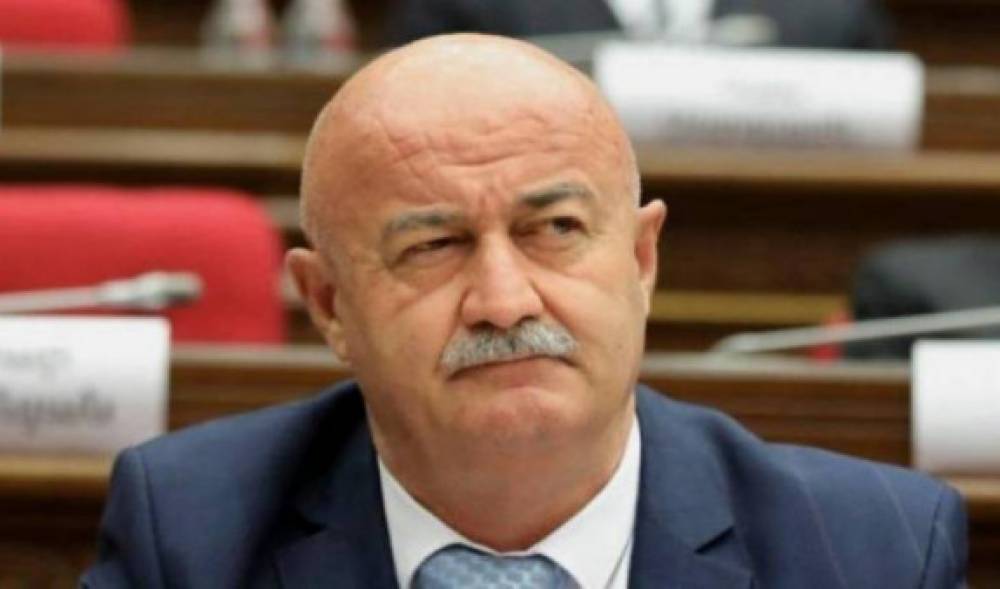 Վարկերդ կփակենք՝ մանդատդ դիր․ «Հրապարակ»