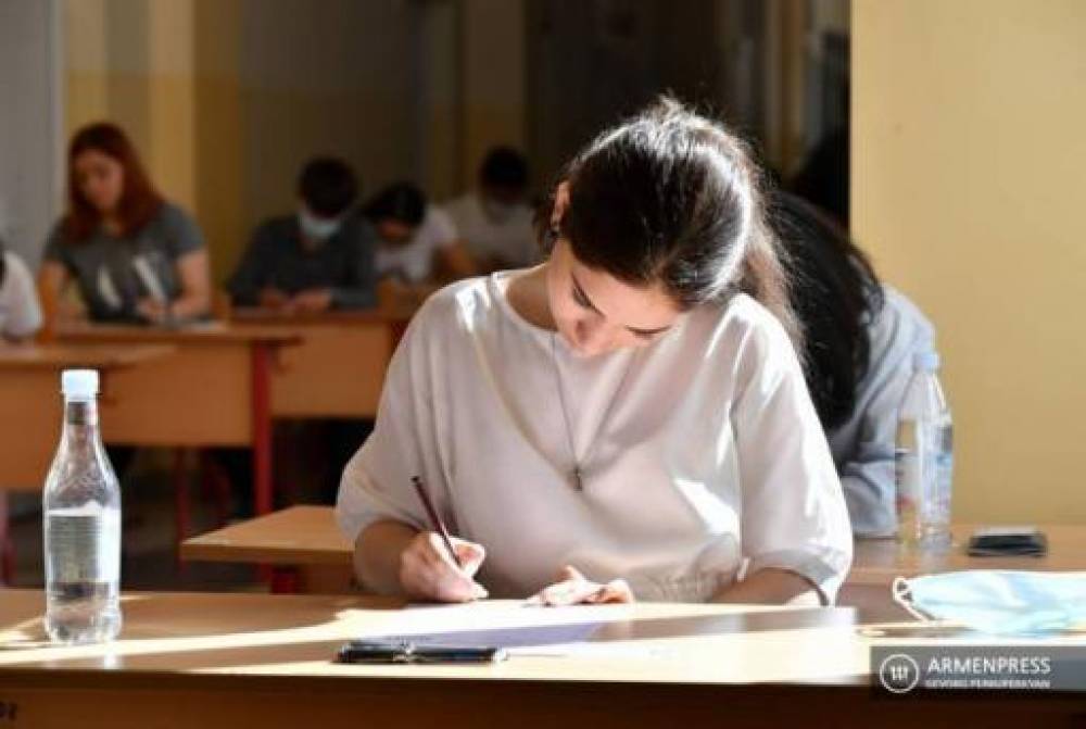 ԼՂ-ից տեղահանված ուսանողների կրթության 1 տարվա վճարը կկատարի կառավարությունը
