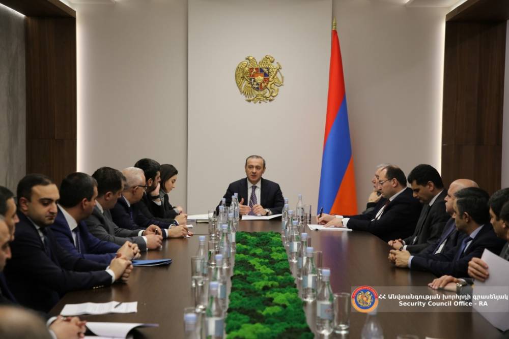 Քննարկել են Ազգային անվտանգության ռազմավարության վերանայման հարցը