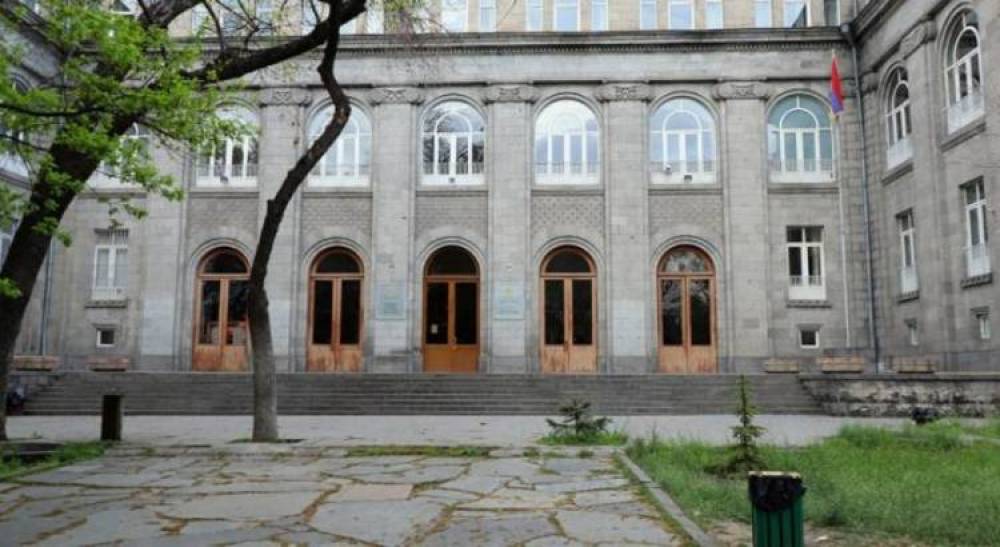 Բուհը 7 ամիս ռեկտոր չունի. «Հրապարակ»