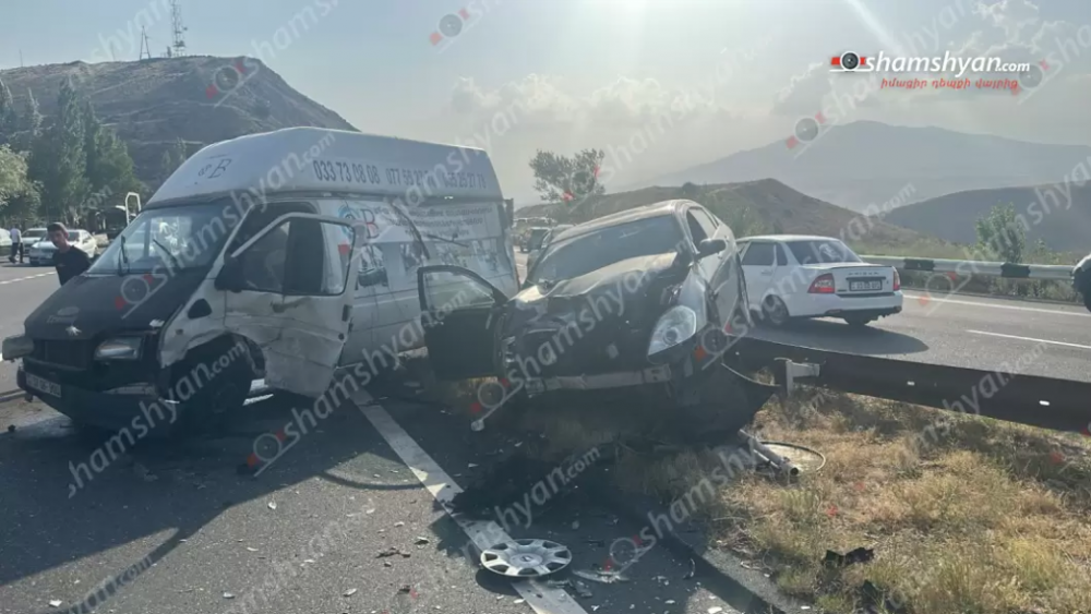«Չայնիի» ոլորաններում բախվել են «Ford Transit»-ն ու «Nissan Teana»-ն․ կան վիրավորներ