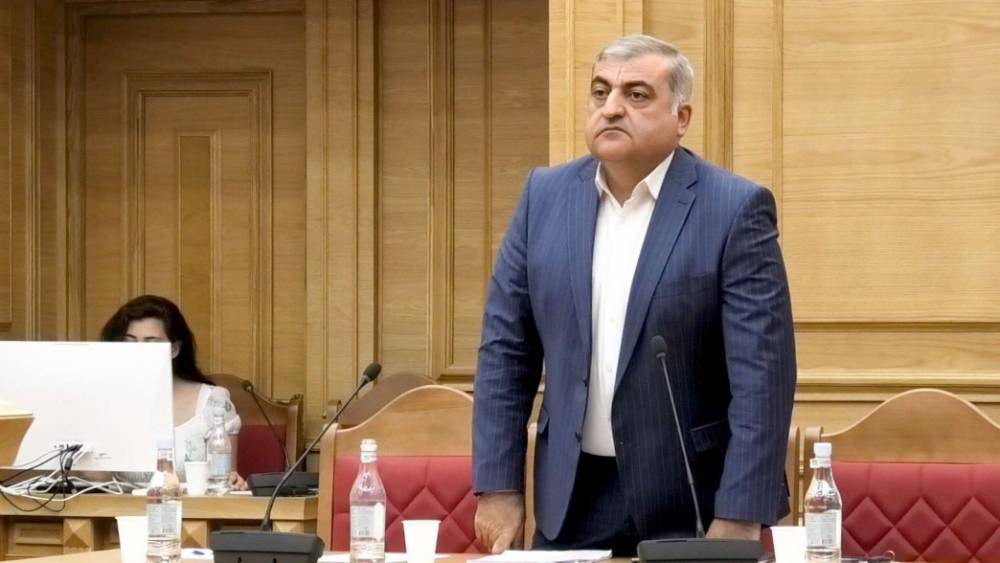 Դատավոր Մասիս Մելքոնյանին նկատողություն է հայտարարվել