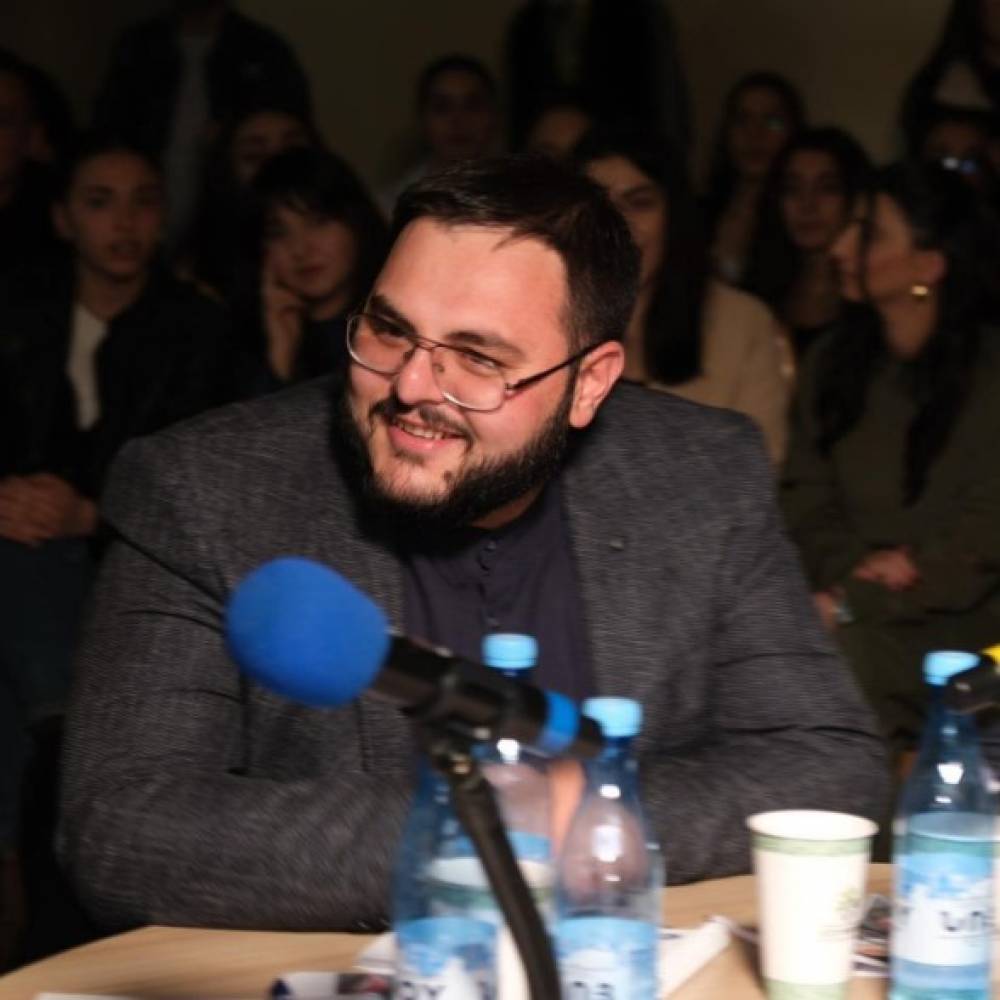 «Հիմքն իմ քաղաքական ու քաղաքացիական հայացքներն են». Էդուարդ Գալստյանը ևս ԵՊՀ-ից ազատման ծանուցում է ստացել
