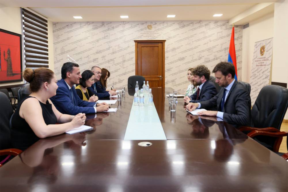 Լուվրի հավաքածուից Հայաստան կբերվեն նշանակալի ցուցանմուշներ