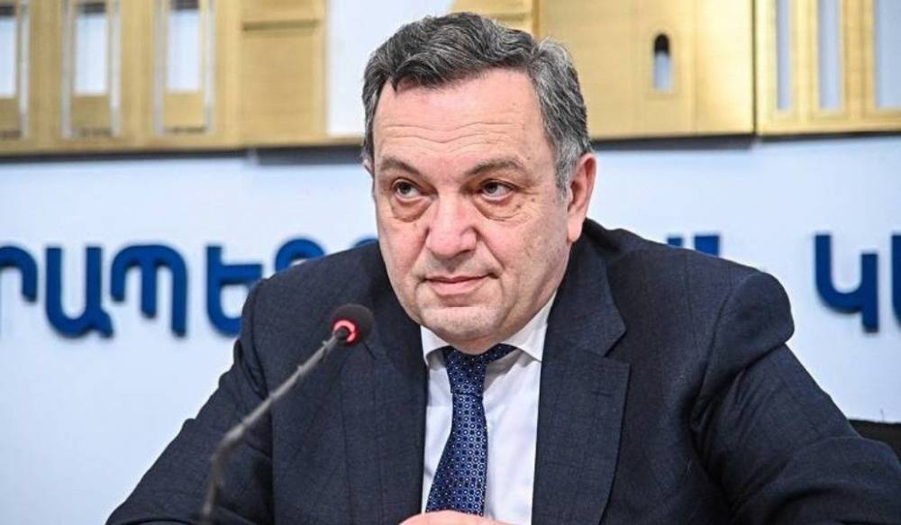 Դատախազությունը պահանջում է նախկին դեսպան Ավետ Ադոնցից բռնագանձել 1 անշարժ գույք, 3 իրավաբանական անձում մասնակցություն, շուրջ 90 միլիոն դրամ