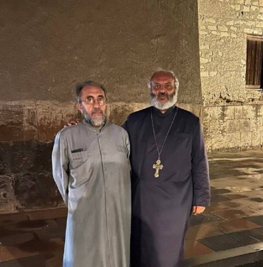 Միքայել արքեպիսկոպոս Աջապահյանն ու Բագրատ սրբազանը հացադուլ կհայտարարեն