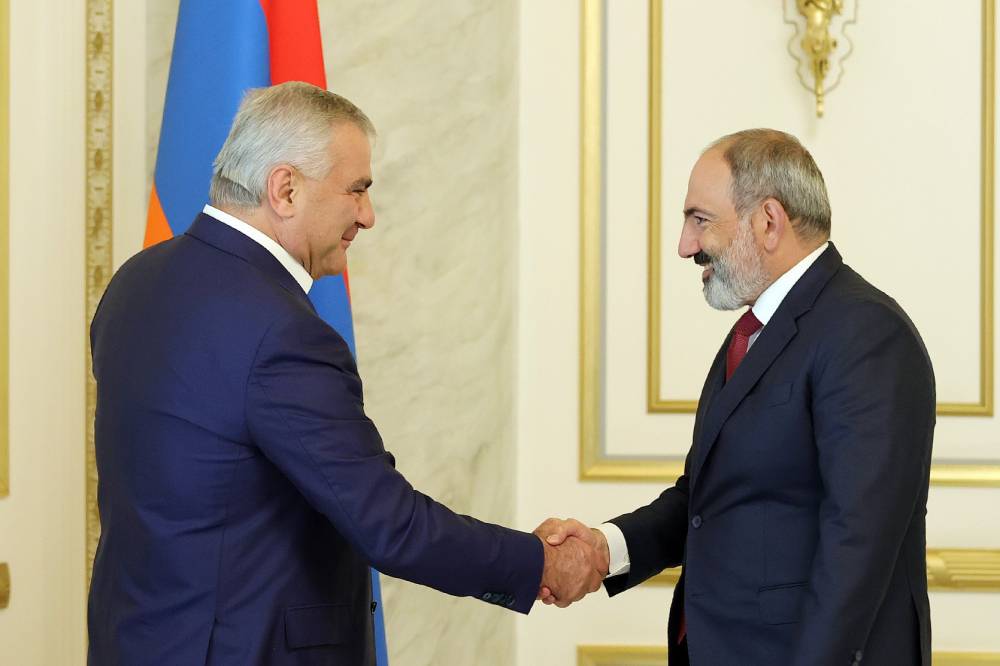 Փաշինյանը խնդիր է դրել բարերարի իմիջը վերածել ահաբեկչի. նոր հրահանգ. «Ժողովուրդ»