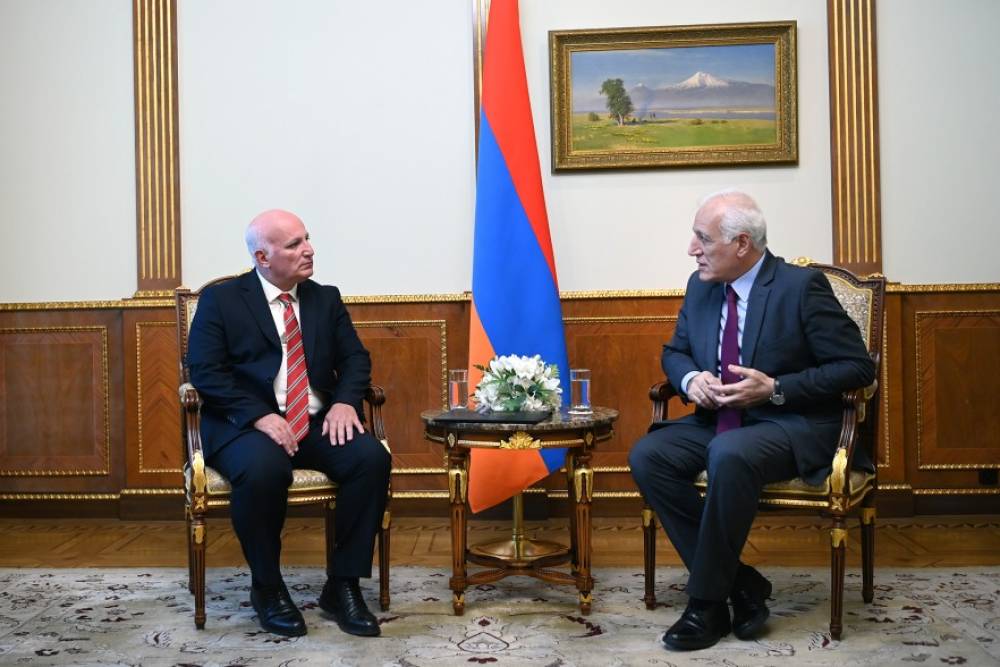 Վահագն Խաչատուրյանն ու ՀԾԿՀ նախագահը քննարկել են Հայաստանի էլեկտրական ցանցերի հետ կապված հարցեր