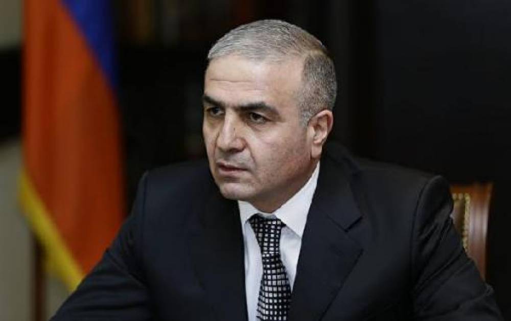Սյունիքի մարզպետն ինքնամեկուսացել է. Պողոսյանը շփվել է կորոնավիրուսով վարակված անձի հետ