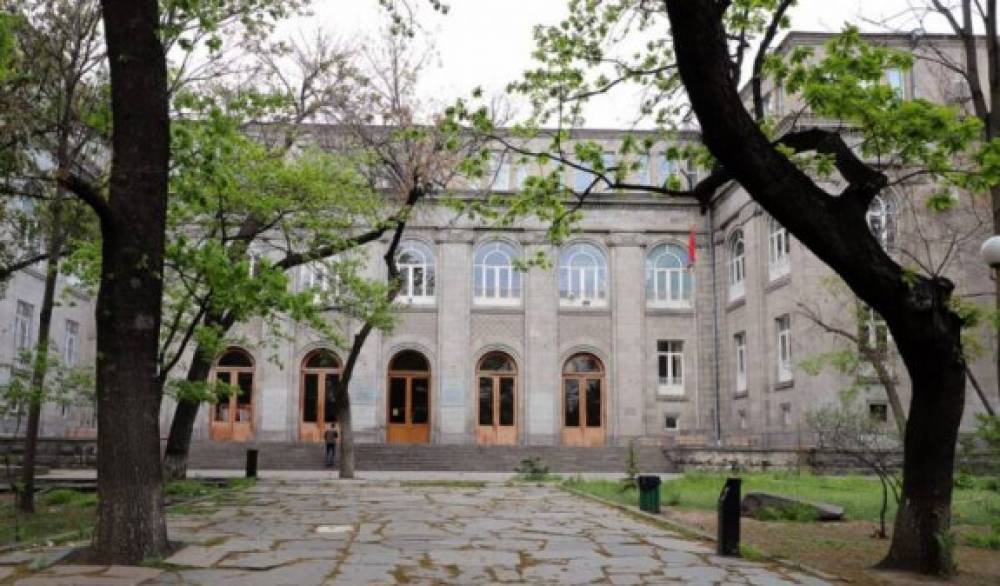 Դոցենտը դատի է տվել ագրարայինին․ «Հրապարակ»