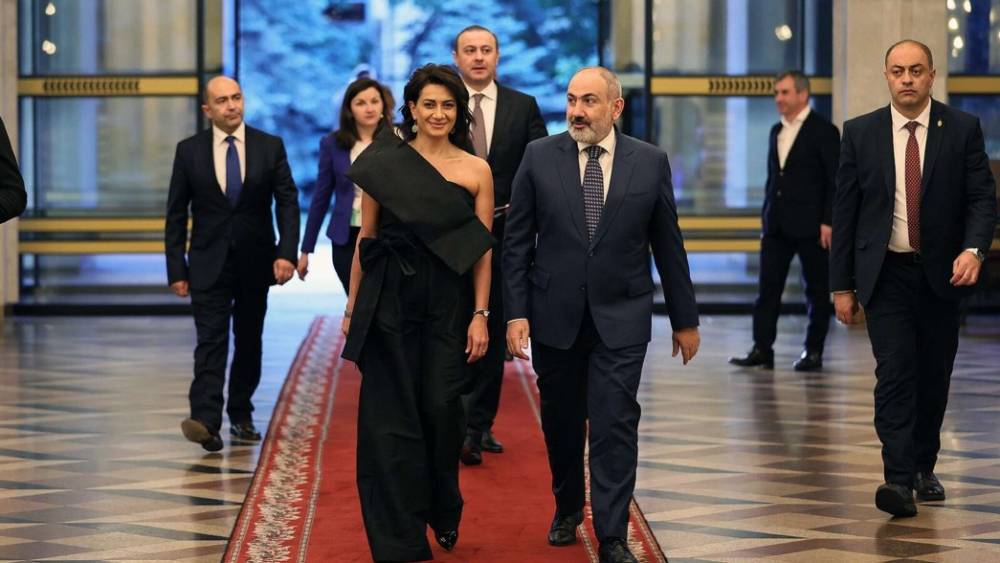 Հայաստանը գարշելի այս զույգի «կառավարումից» ազատագրելը դարձել է ազգային անվտանգության ապահովման առաջնահերթ երաշխիքներից մեկը. ՀԱԿ փոխնախագահ Լևոն Զուրաբյան