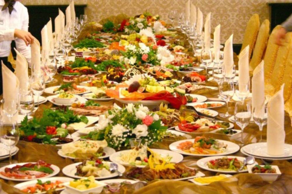 Արտաքին գործերի նախարարարությունը 43 միլիոն 755.918 դրամ է հատկացրել ընդմիջման սեղանի համար՝ օգտվելով պետգնումների ֆավորիտ «մեկ անձի» ծառայություններից