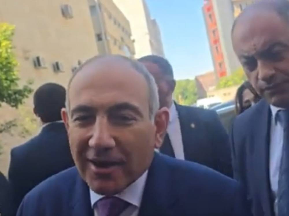 Ասուլիս կտամ, կպատասխանեմ. այսօր ինձ մի հետապնդեք. Փաշինյանը՝ եկեղեցում տիրող իրավիճակի մասին