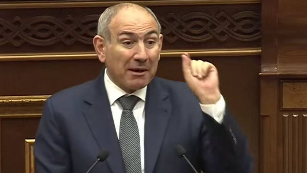 Փաշինյանն ընկավ կատաղության նոպայի մեջ ու սպառնաց «երեք նախագահներին պատերով տալ»