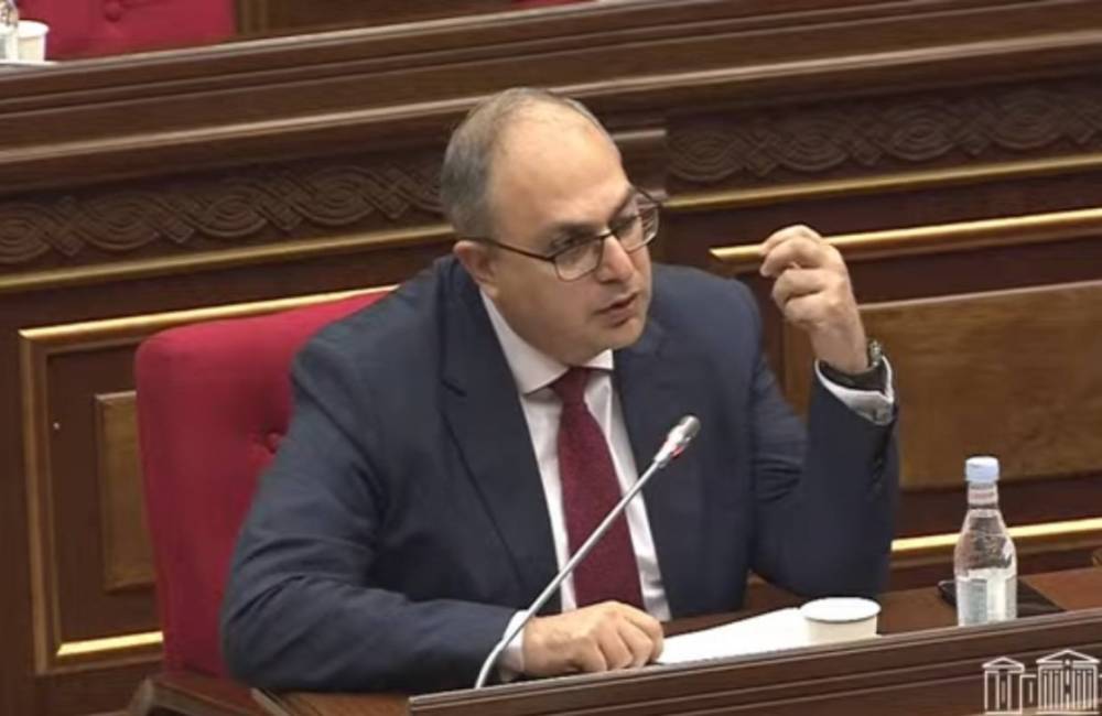 «Որտեղի՞ց իմացաք, որ Հովիկ Աղազարյանը պետք է գնա Սևան». ՔՊ-ականի հարցը՝ Աննա Վարդապետյանին (Տեսանյութ)