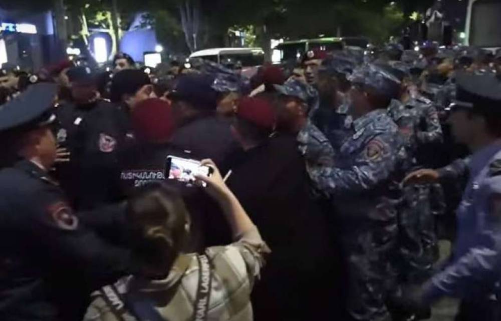 Երեկ ԱԺԲ ակցիայից բերման է ենթարկվել 64 անձ