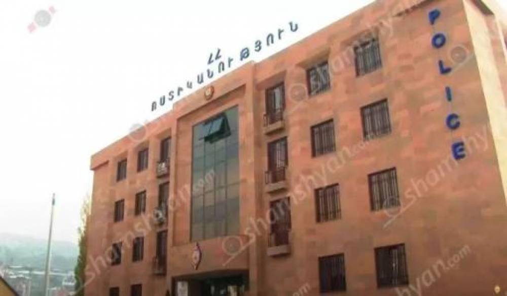 Դանակահարություն՝ Երևանում․ հարազատ եղբայրները գումարային հարցի շուրջ վիճաբանել են 3 անձանց հետ