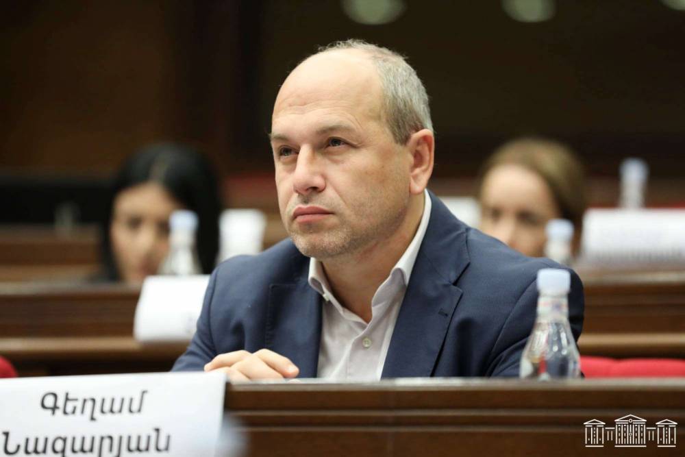 Եկեք փորձենք սկզբից կրթվել, իմանալու համար, թե ի՞նչ է Ցեղաuպանnւթյnւնը, ինչո՞ւ եղավ Ցեղաuպանnւթյnւնը․ Գեղամ Նազարյան