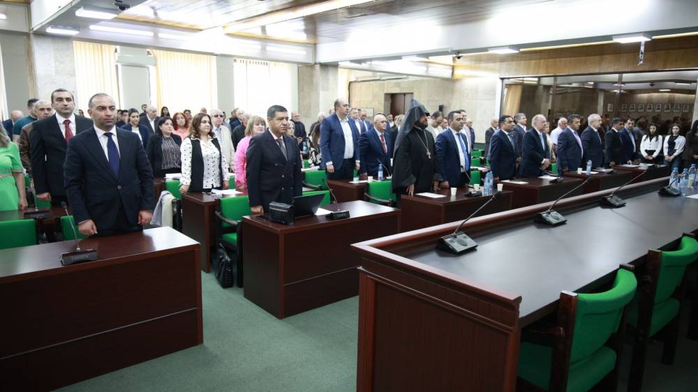 Այն, ինչ երեկ տեղի է ունեցել ԵՊՀ գիտական խորհրդի նիստերի դահլիճում բացահայտ խայտառակություն է. Արմեն Ավետիսյան