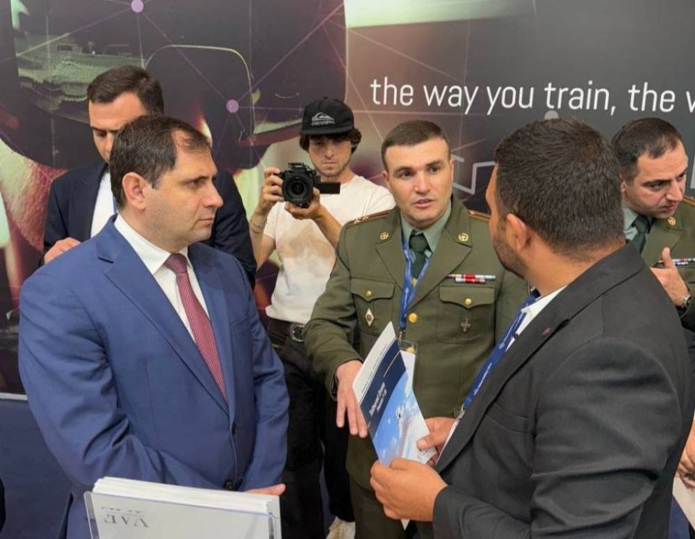 Պապիկյանը Հունաստանում մասնակցել է «DEFEA-2025» միջազգային պաշտպանական ցուցահանդեսի բացման հանդիսավոր արարողությանը
