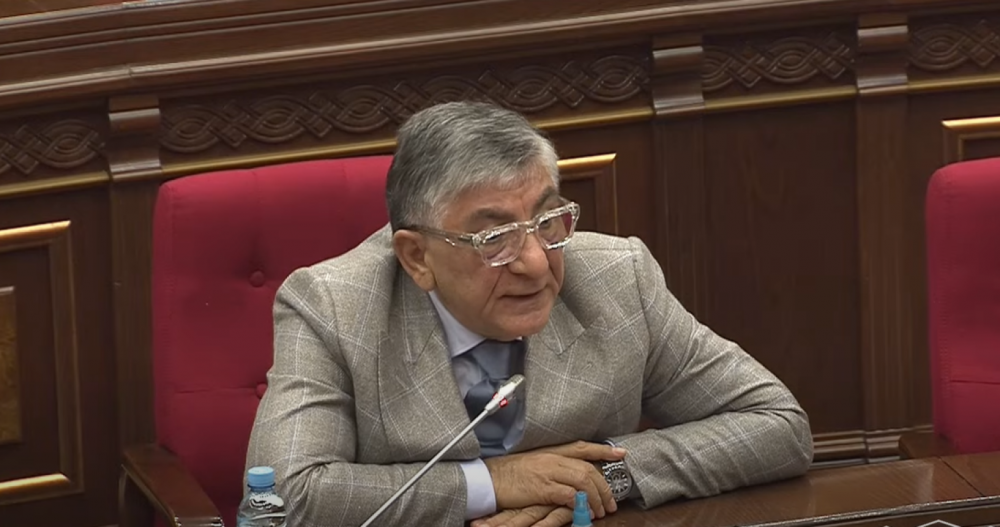 Մեր քաղաքացիները պետք է գիտակցեն, որ պետք է առաջինն ընտրեն հայկական արտադրանքը, և հայկականի ամբողջ փաթեթավորումը պետք է ինչ-որ մի գունային գամայի մեջ լինի. Խաչատուր Սուքիասյան