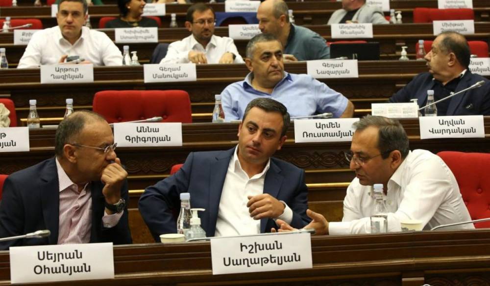 «Հայաստան» խմբակցությունը վերահաստատում է պատրաստակամությունը՝ տրամադրելու 28 պատգամավորների ստորագրությունները՝ իմպիչմենտի գործընթացի մեկնարկի համար