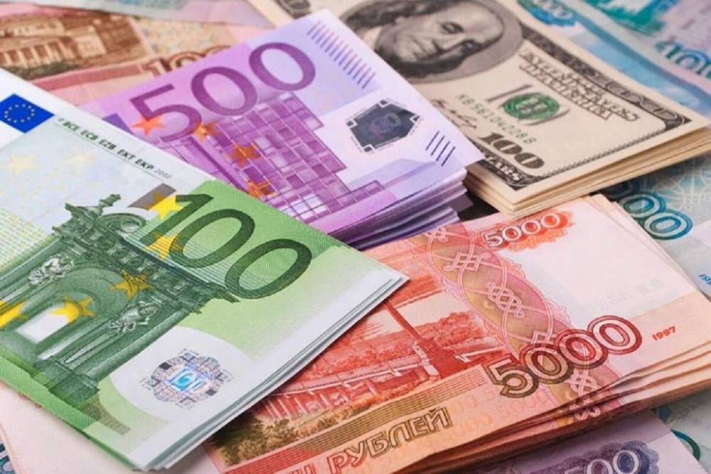 Մայիսի 16-ին փոխանակման կետերում դոլարի և եվրոյի փոխարժեքները նվազել են, ռուբլունը՝ աճել