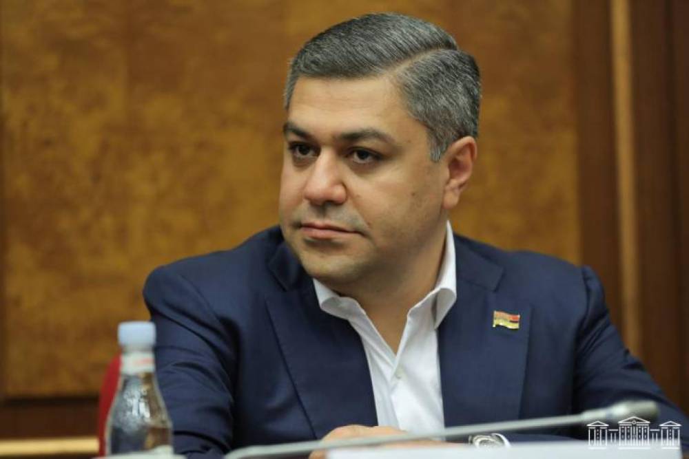 Փնտրվում է թեկնածու․ «Հրապարակ»