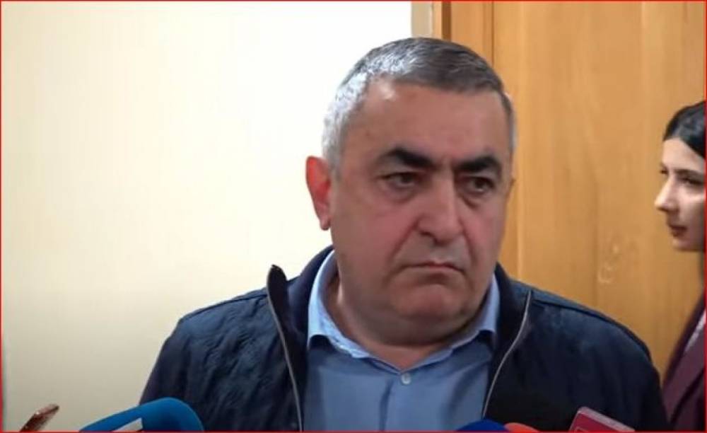Լևոն Քոչարյանն իրեն շատ կոռեկտ է պահել. կարելի՞ է ամբողջ ԱԺ-ով հայհոյել մարդու տոհմը. Ռուստամյան