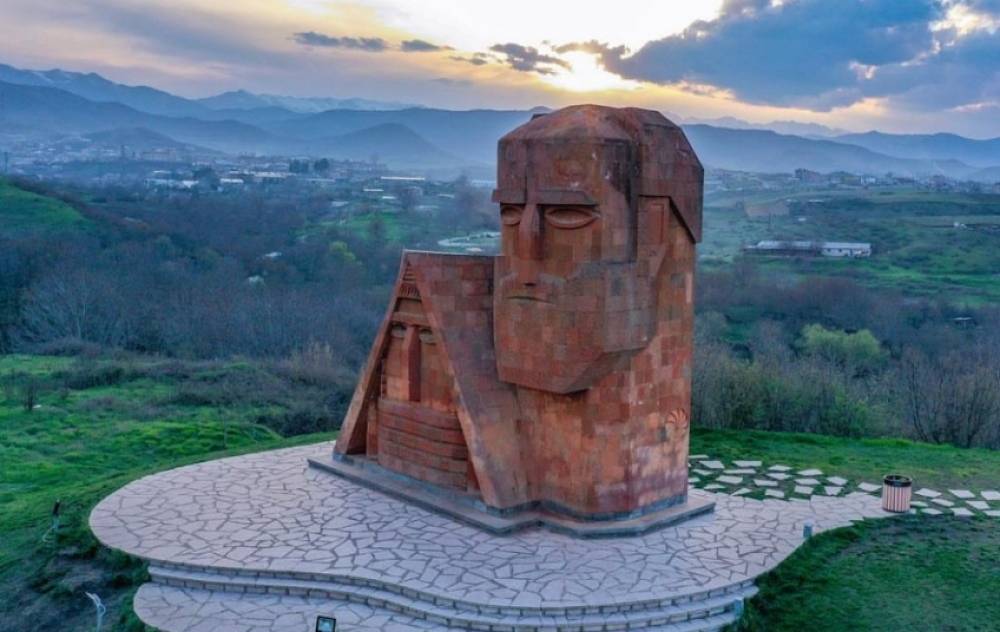 Արցախցի հայրենակիցներին տրամադրվող կրթական աջակցության շուրջ քննարկումները շարունակվում են