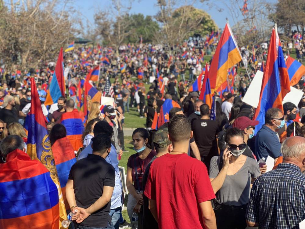 «Ժամանակն է, որ ամերիկացիները հանդես գան հանուն Արցախի խաղաղության, արդարության և ինքնիշխանության»․ Լոս Անջելեսի քաղաքային վերահսկիչը մասնակցել է հայերի բողոքի ակցիային (լուսանկարներ)