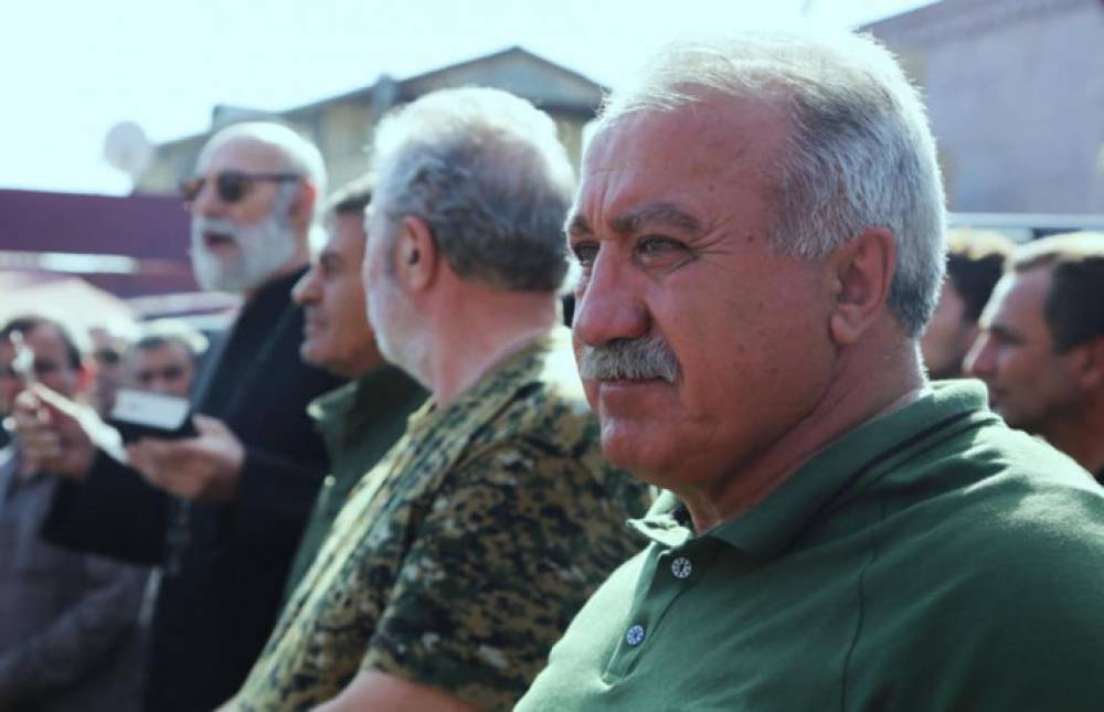 «Պիտի փրթենք բառիս բուն իմաստով». Սասուն Միքայելյանը երկրապահների հերթական խմբին ճանապարհեց առաջնագիծ