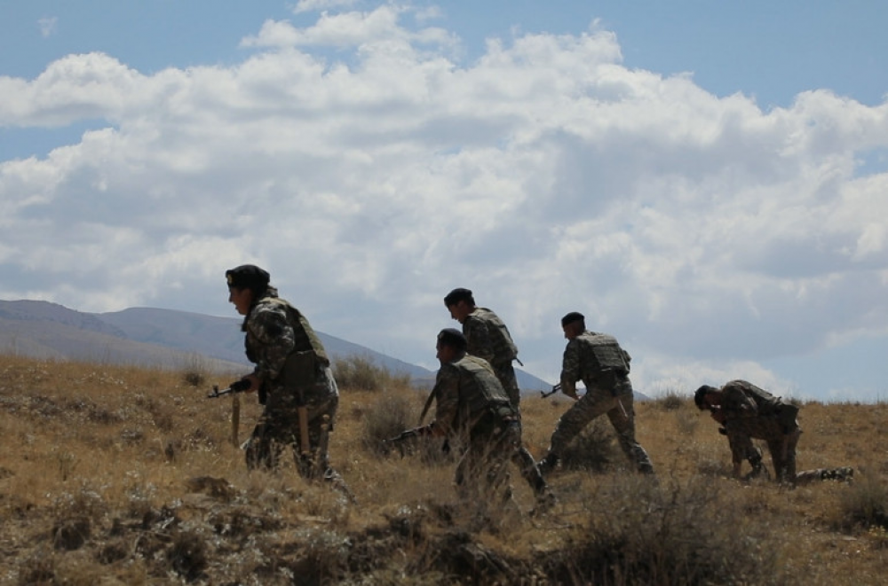 Մարտունու շրջանի Շեխեր, Թաղավարդ և Զարդարաշեն գյուղերի ուղղությամբ օրվա ընթացքում թշնամին մի քանի անգամ դիվերսիոն գրոհներ է ձեռնարկել.Վ.Պողոսյան