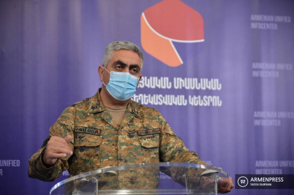 Արծրուն Հովհաննիսյանի և ժամկետային զինծառայող Հարություն Դոխոյանի ճեպազրույցը (տեսանյութ)